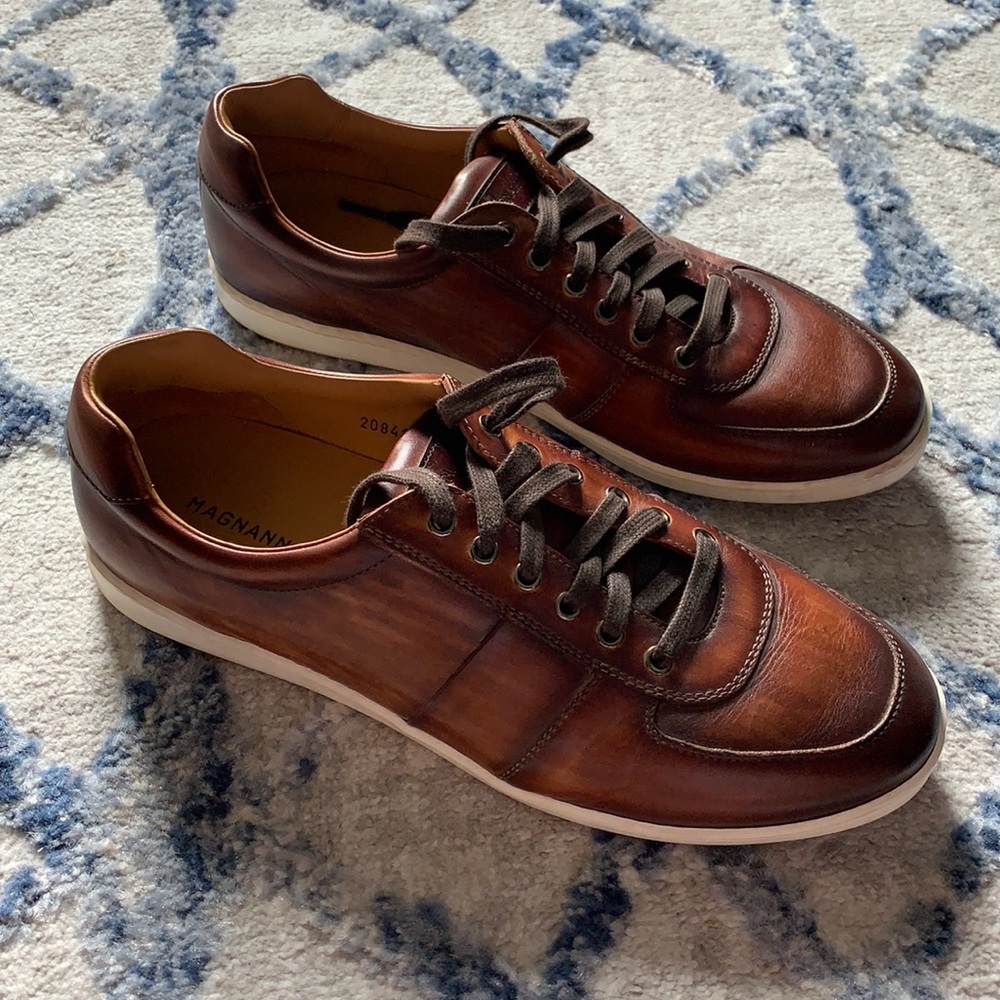 Magnanni Leather Sneakers - Size 9.5